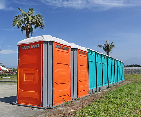 Professional portable toilets rental Services